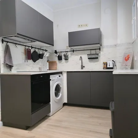 Modern 100m In Center Vitosha Blvd Апартамент София