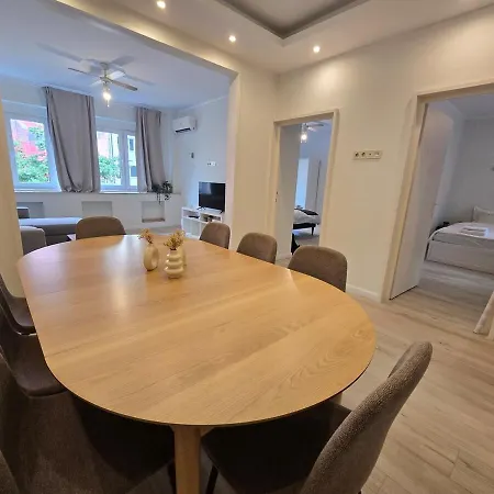 Appartement Modern 100m In Center Vitosha Blvd Sofia