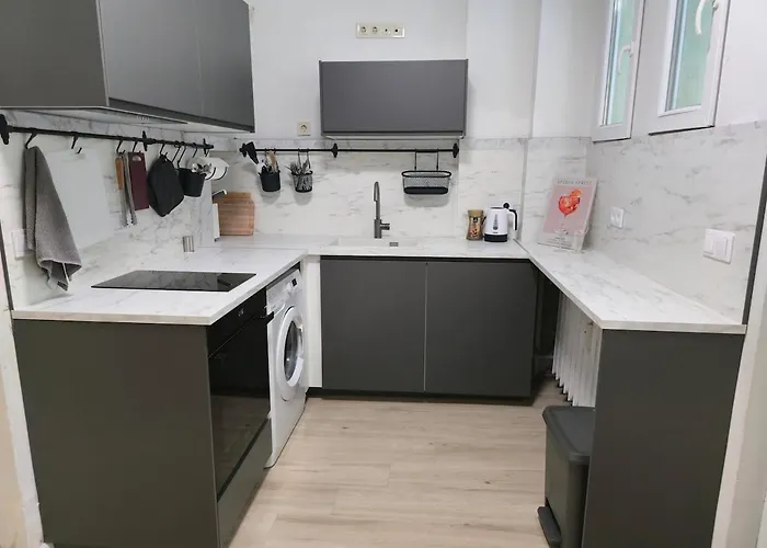 公寓 Modern 100m In Center Vitosha Blvd 索菲亞